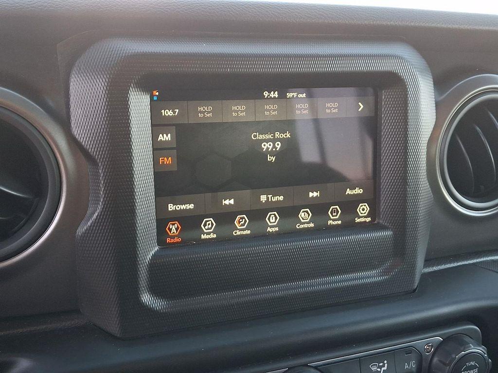 used 2022 Jeep Wrangler Unlimited car, priced at $27,000