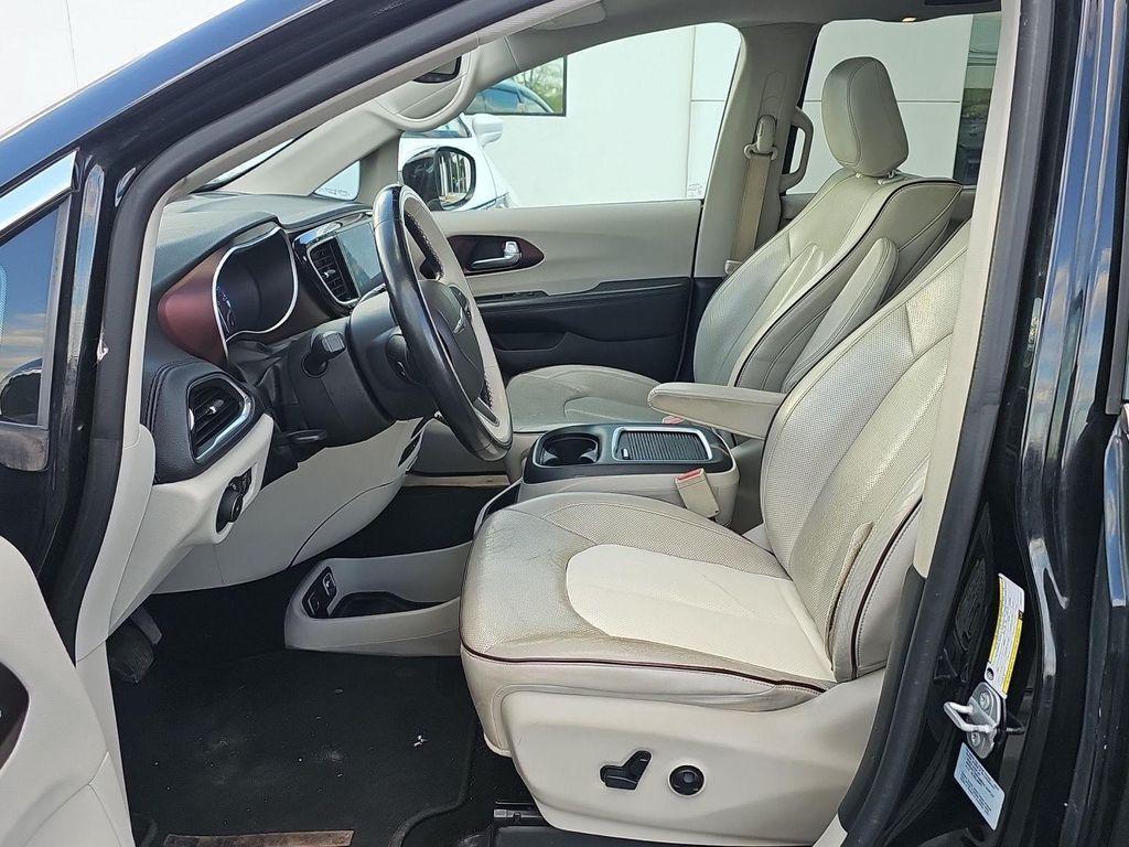used 2017 Chrysler Pacifica car, priced at $14,985