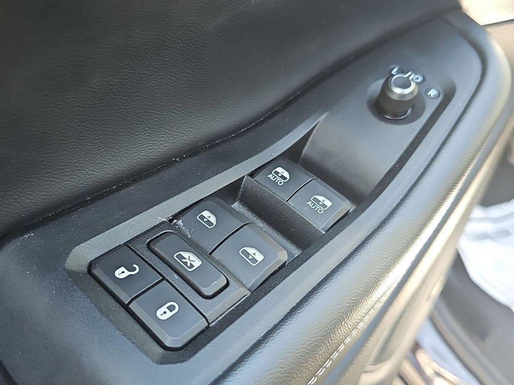 used 2022 Jeep Grand Cherokee L car, priced at $28,487