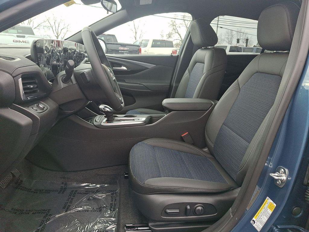 new 2026 Buick Envista car, priced at $27,745