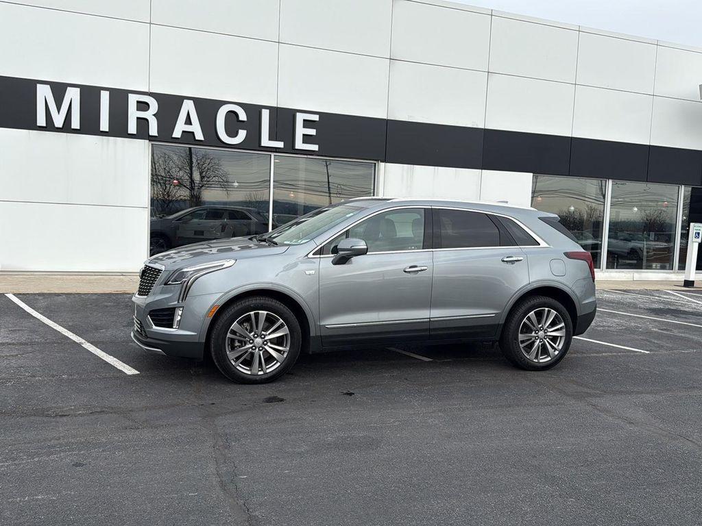 used 2024 Cadillac XT5 car, priced at $42,900