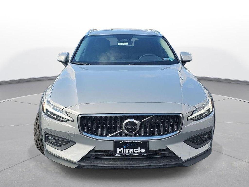 used 2025 Volvo V60 Cross Country car, priced at $33,000