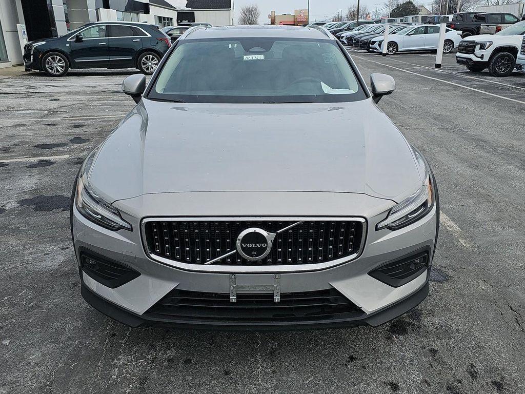 used 2025 Volvo V60 Cross Country car, priced at $34,500