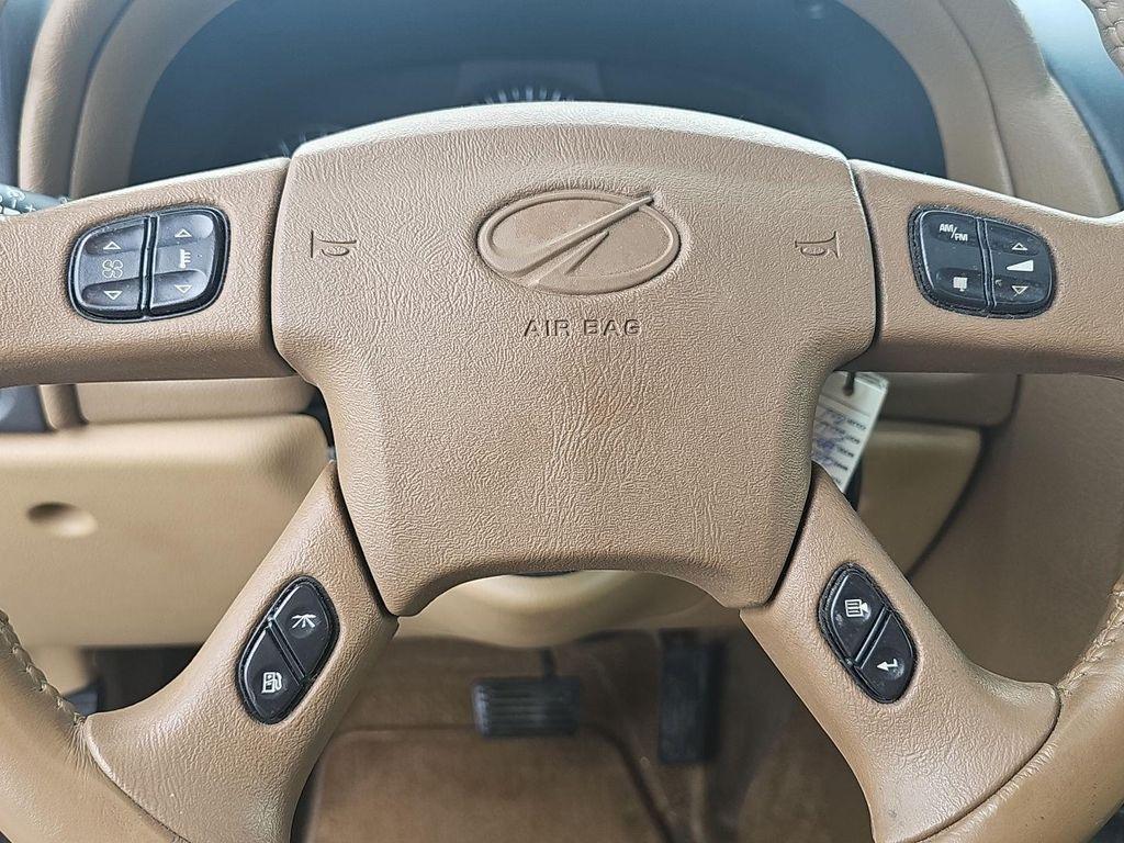 used 2002 Oldsmobile Bravada car, priced at $10,000