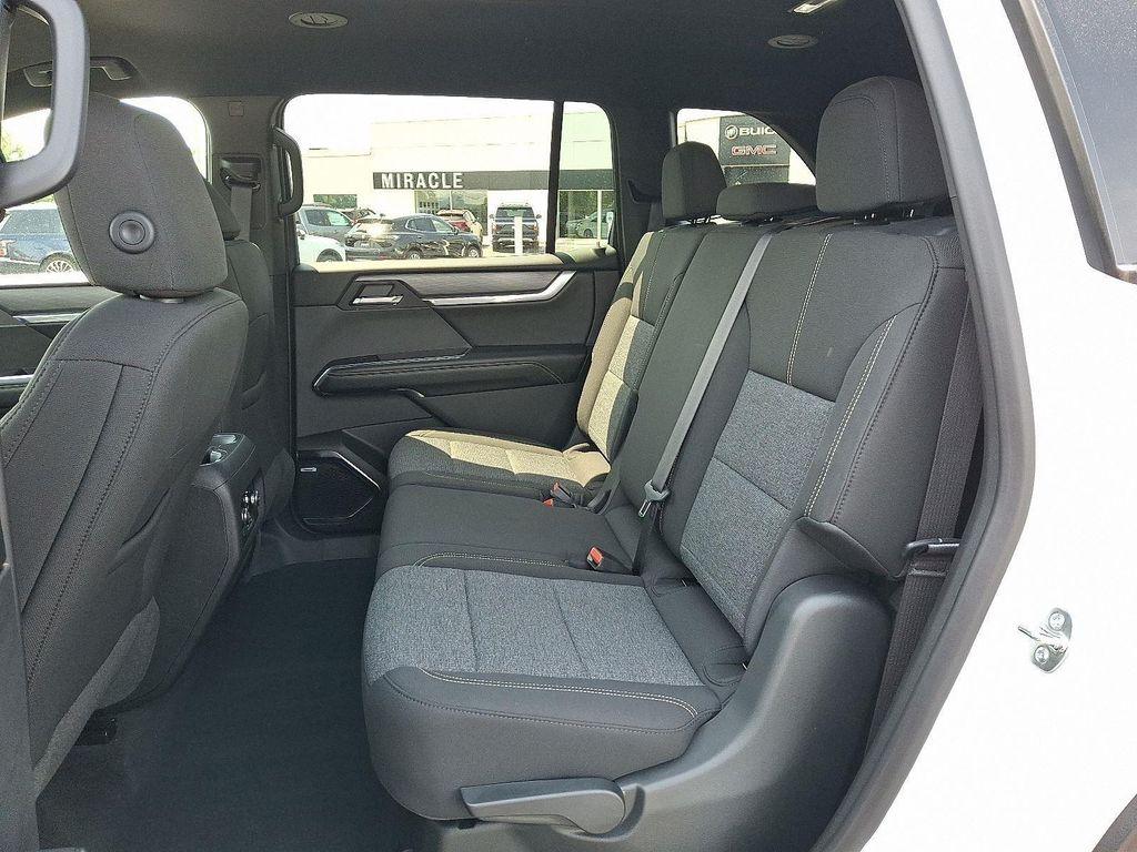 new 2025 GMC Acadia car, priced at $41,434