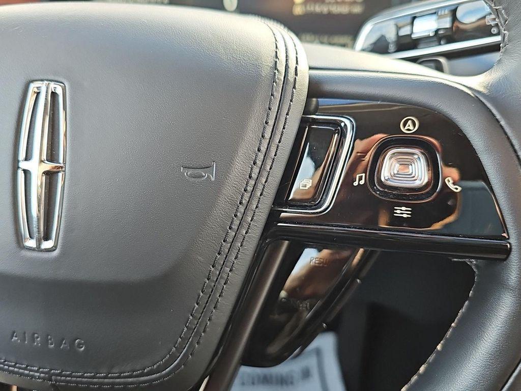 used 2022 Lincoln Aviator car, priced at $32,000