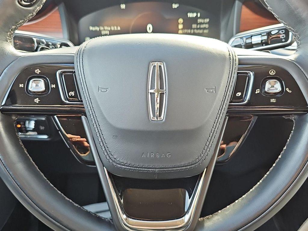 used 2022 Lincoln Aviator car, priced at $32,000