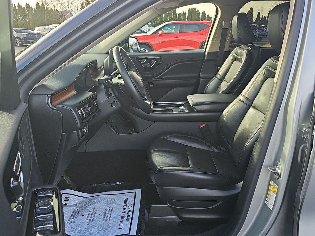 used 2022 Lincoln Aviator car, priced at $32,000