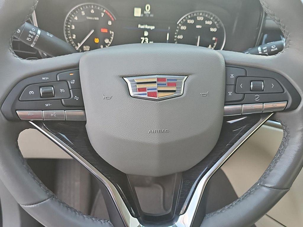 used 2024 Cadillac XT6 car, priced at $44,900