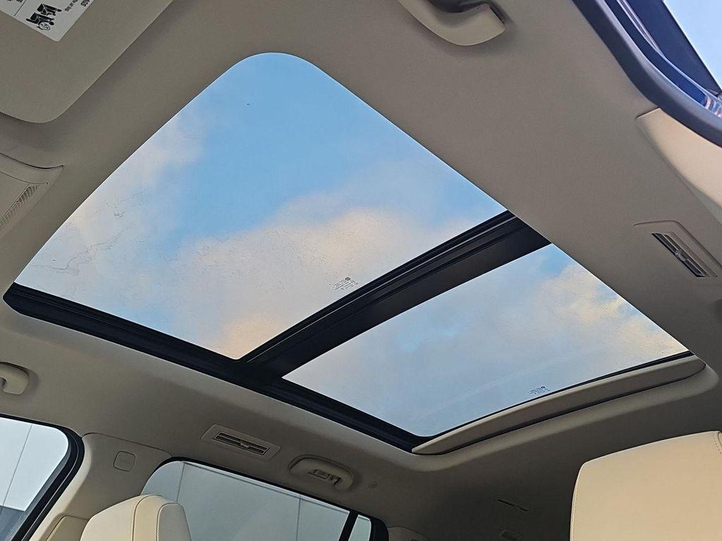 used 2024 Cadillac XT6 car, priced at $44,900