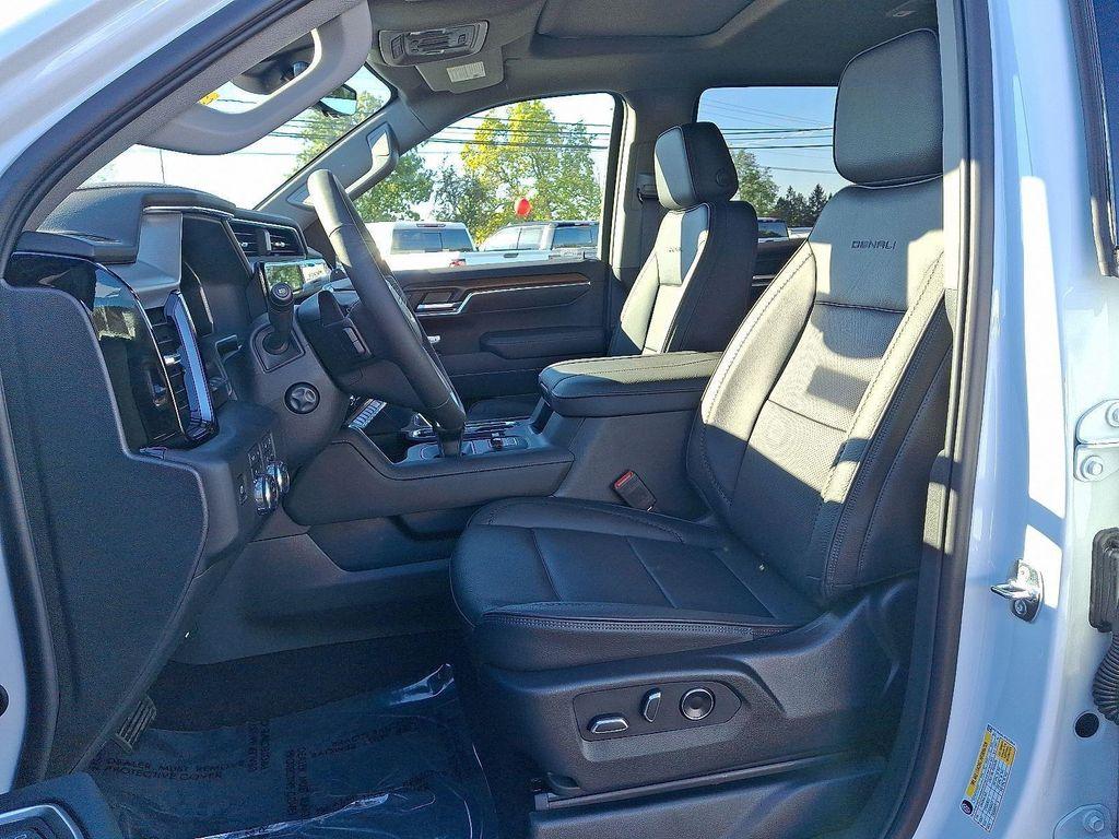 new 2026 GMC Sierra 1500 car, priced at $75,522