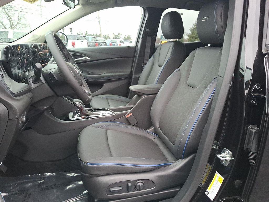 new 2026 Buick Encore GX car, priced at $30,633