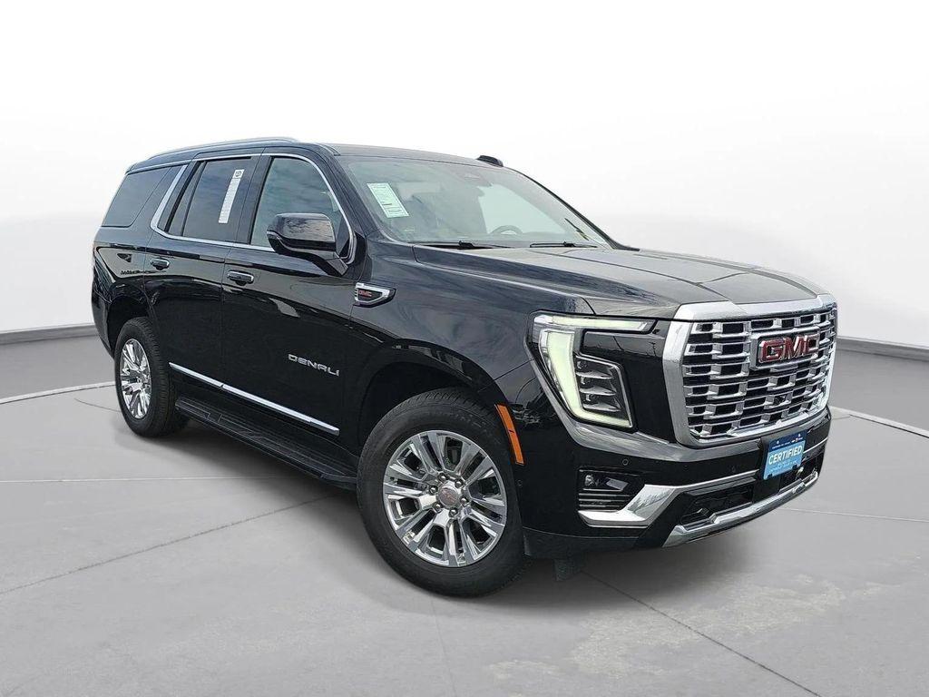 used 2025 GMC Yukon car, priced at $69,990