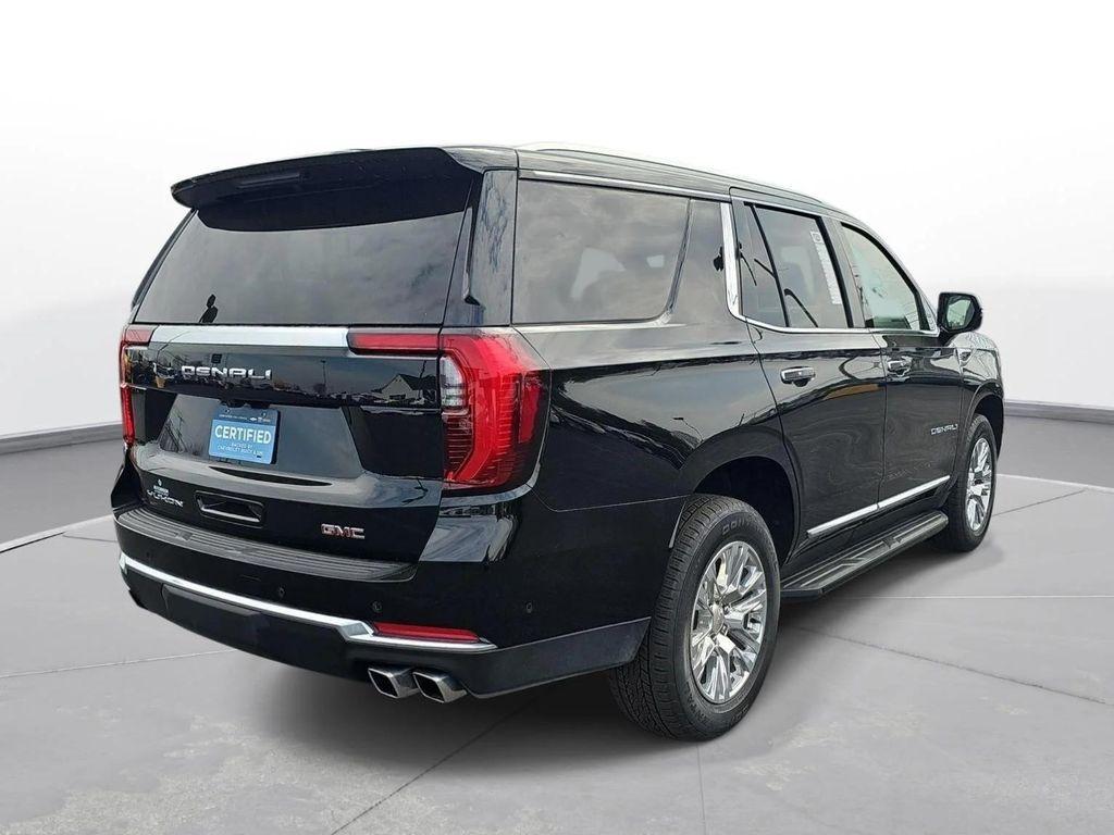 used 2025 GMC Yukon car, priced at $69,990