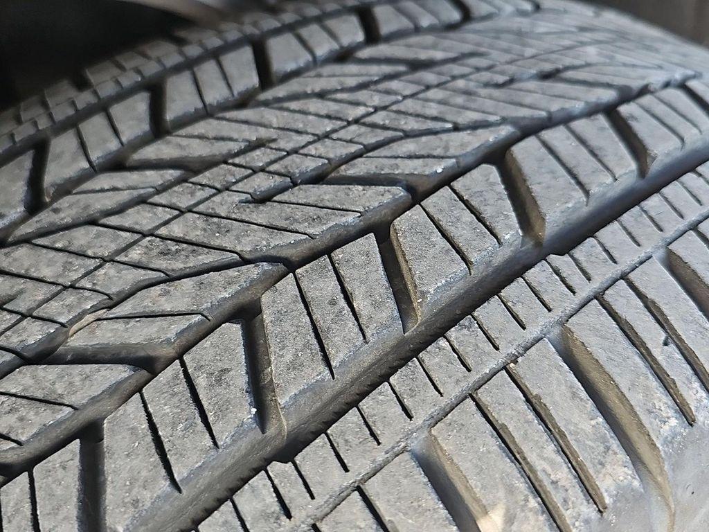 used 2025 GMC Yukon car, priced at $68,000