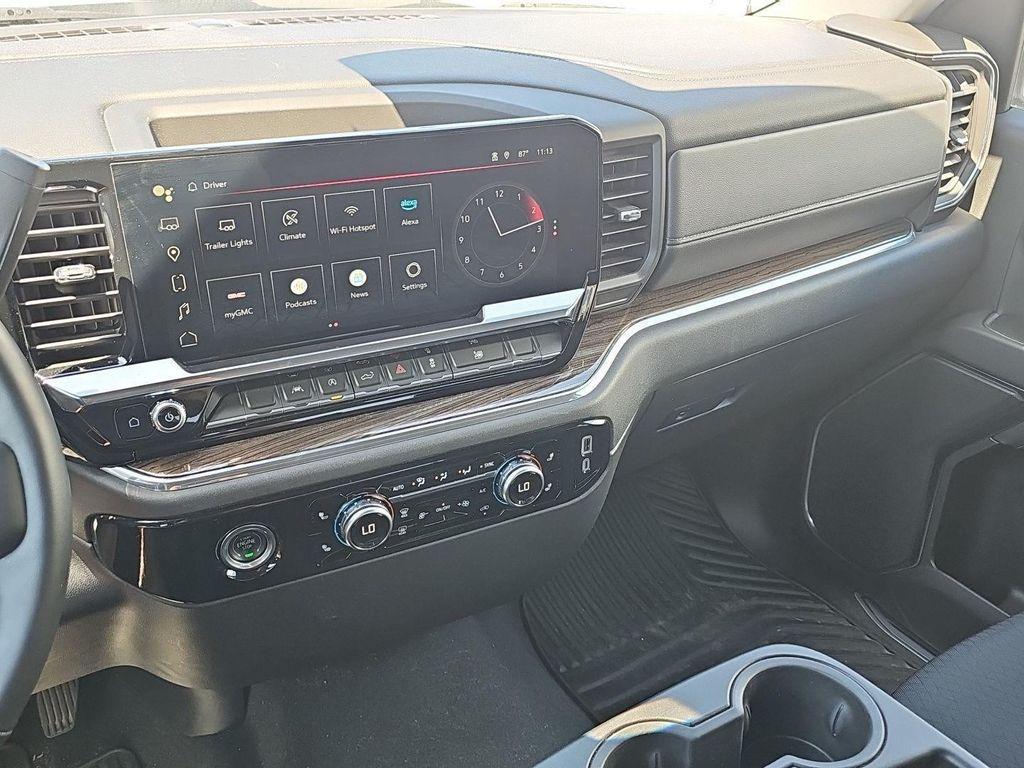 used 2024 GMC Sierra 1500 car, priced at $41,261