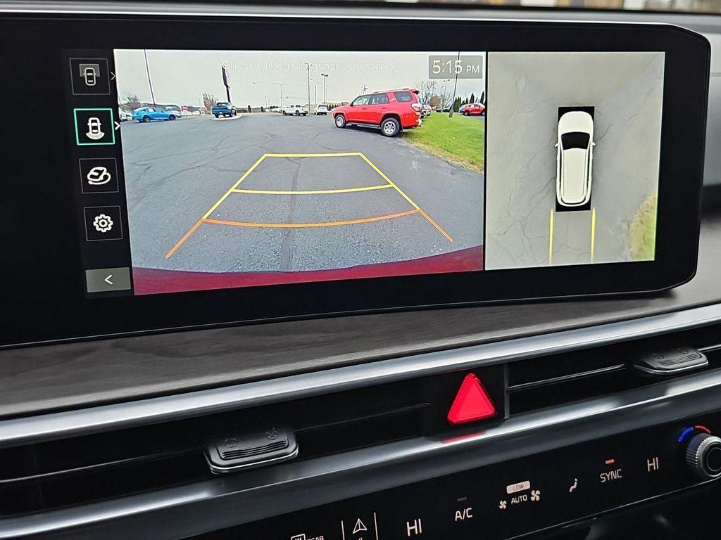 2024 Dawning Red Kia Sorento