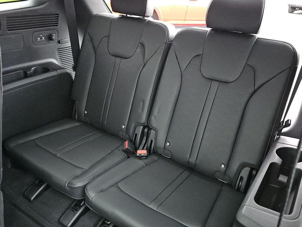 2024 Dawning Red Kia Sorento