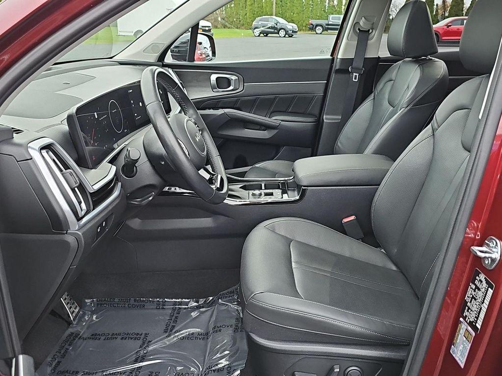 2024 Dawning Red Kia Sorento