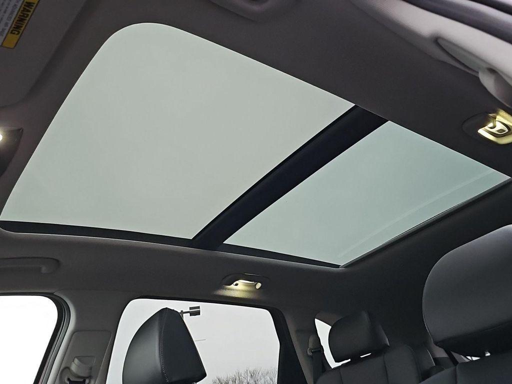 2024 Dawning Red Kia Sorento