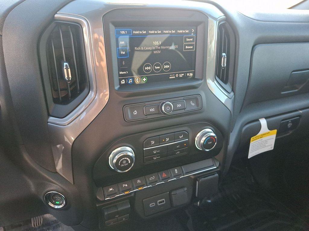 new 2026 GMC Sierra 1500 car, priced at $40,178