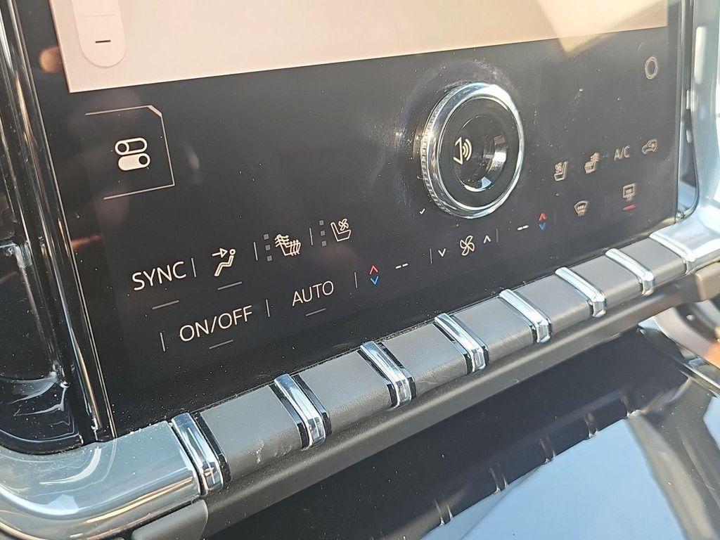 used 2025 GMC Yukon car, priced at $68,000