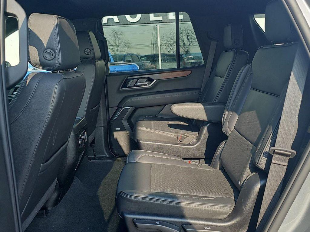 used 2025 GMC Yukon car, priced at $68,000