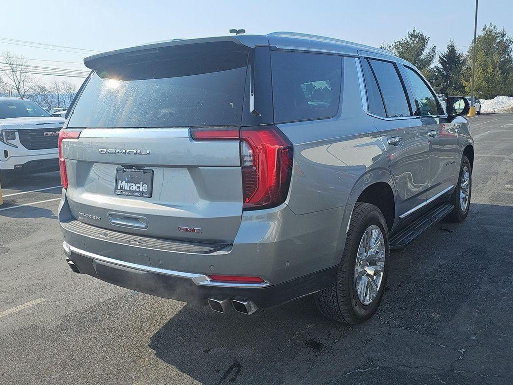 used 2025 GMC Yukon car, priced at $68,000