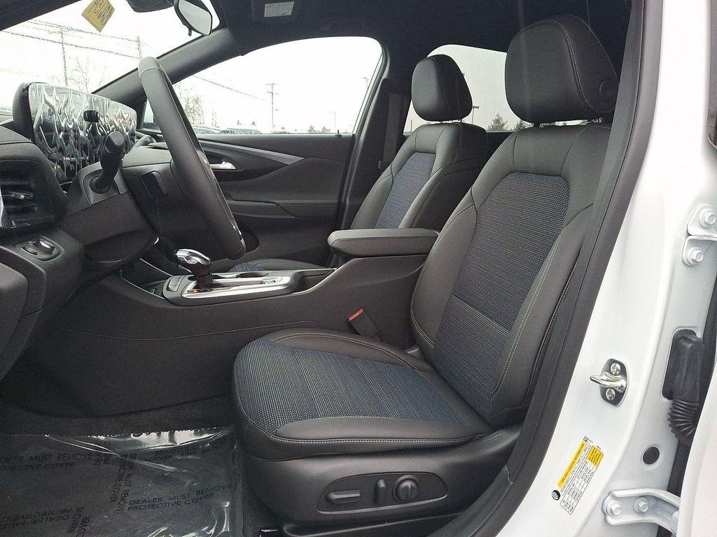 new 2026 Buick Envista car, priced at $28,015