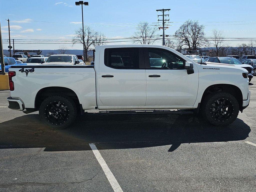 used 2021 Chevrolet Silverado 1500 car, priced at $26,990