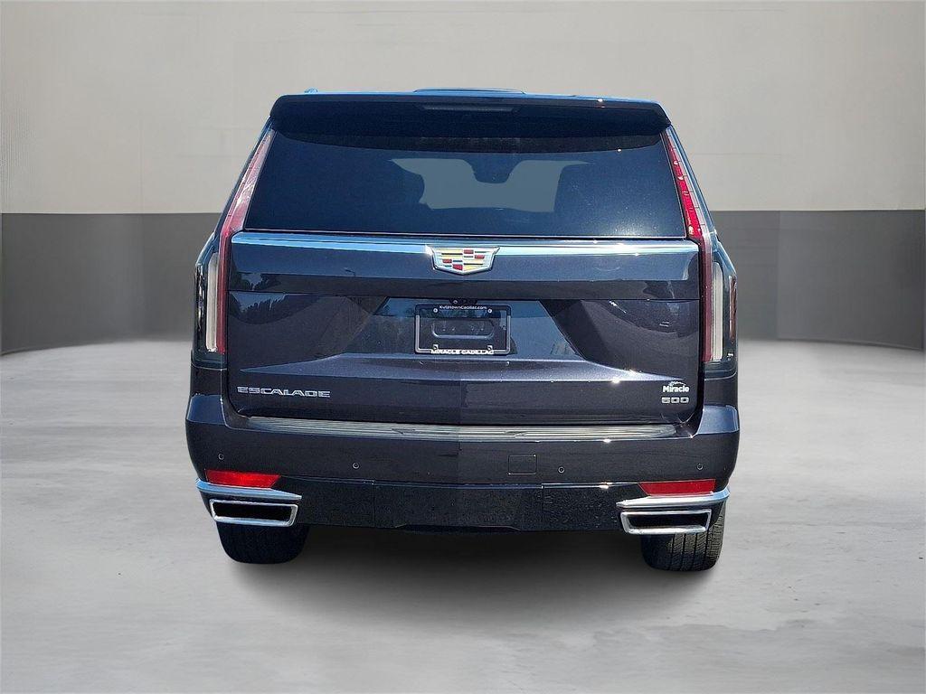 used 2022 Cadillac Escalade car, priced at $73,975
