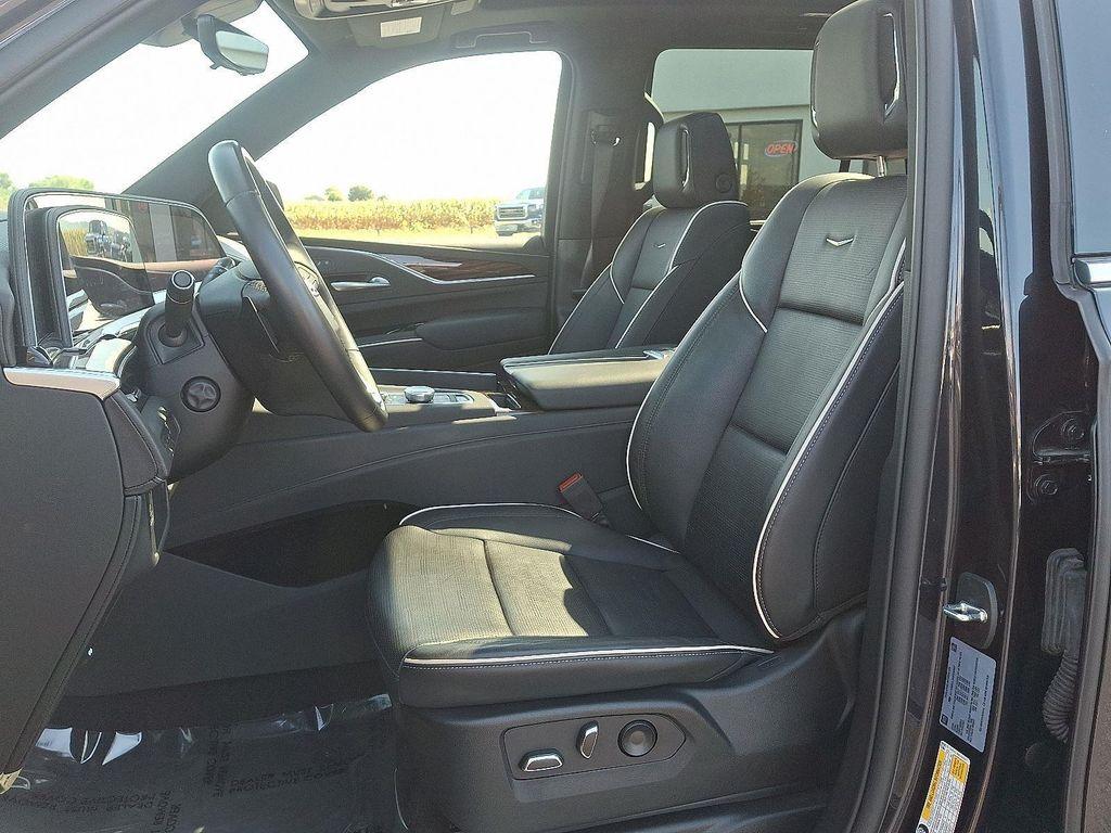 used 2022 Cadillac Escalade car, priced at $73,975