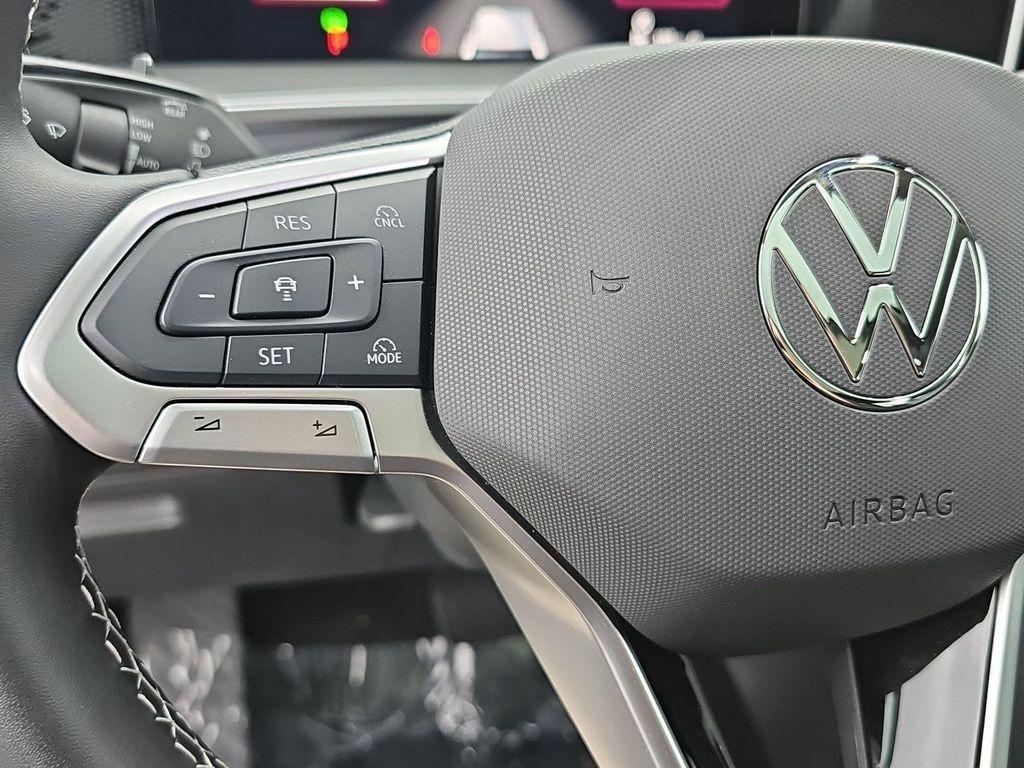 used 2025 Volkswagen Tiguan car, priced at $29,500