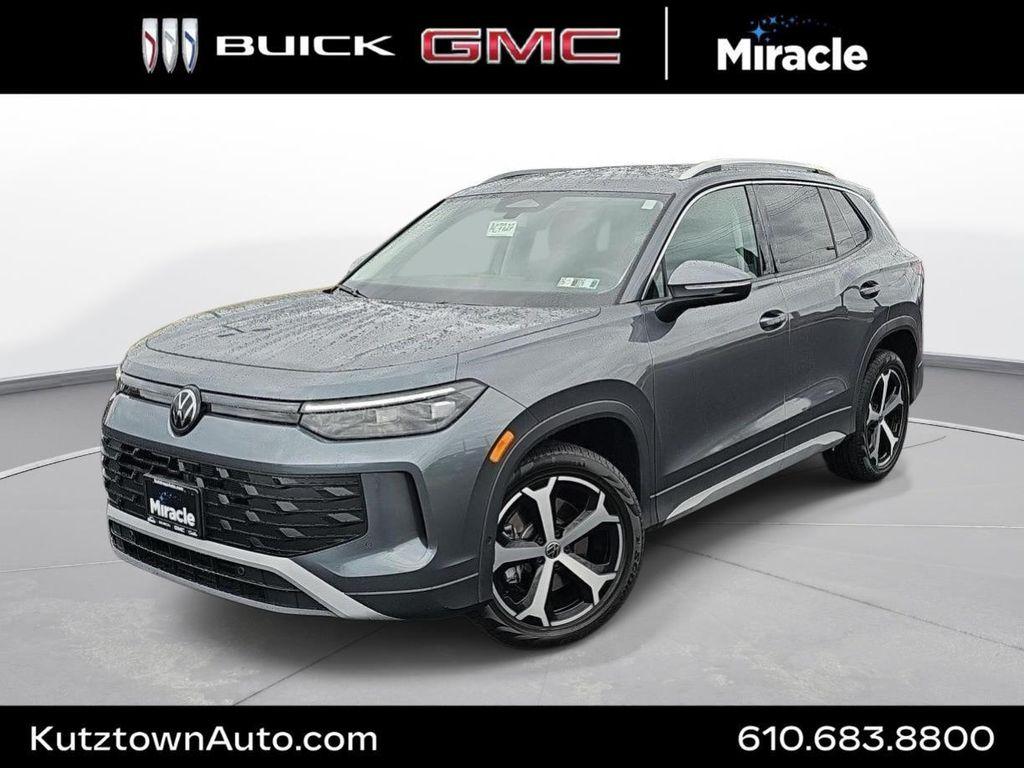 used 2025 Volkswagen Tiguan car, priced at $29,500