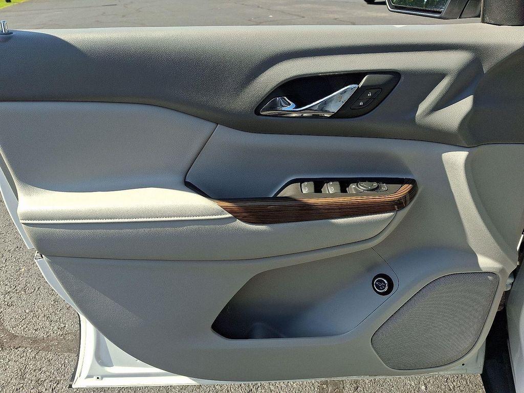 used 2018 GMC Acadia car, priced at $15,898