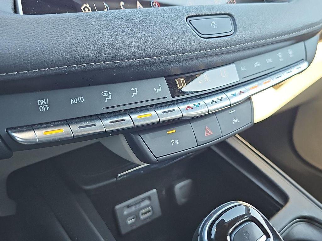 used 2023 Cadillac XT4 car, priced at $27,470