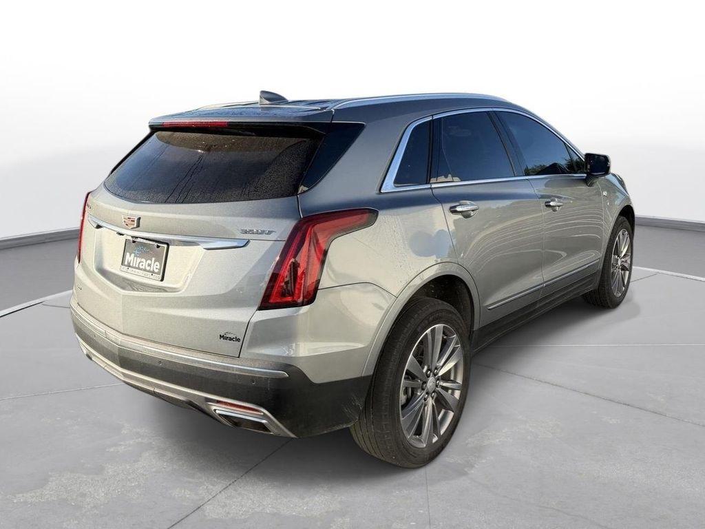 used 2024 Cadillac XT5 car, priced at $33,487