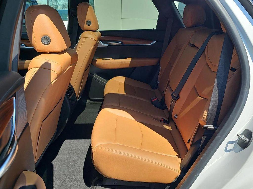 used 2021 Cadillac XT5 car, priced at $29,490