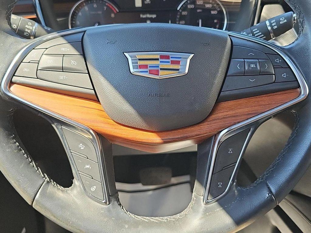 used 2021 Cadillac XT5 car, priced at $29,490