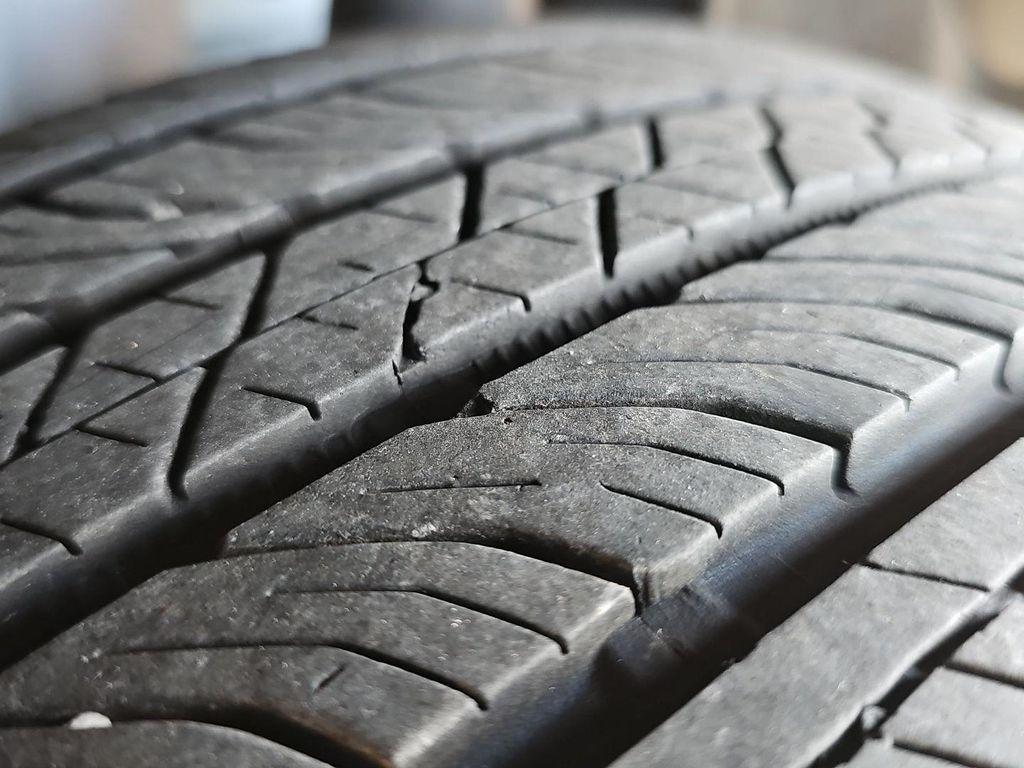 used 2022 Jeep Compass car, priced at $20,000