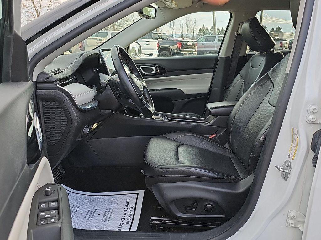 used 2022 Jeep Compass car, priced at $20,000