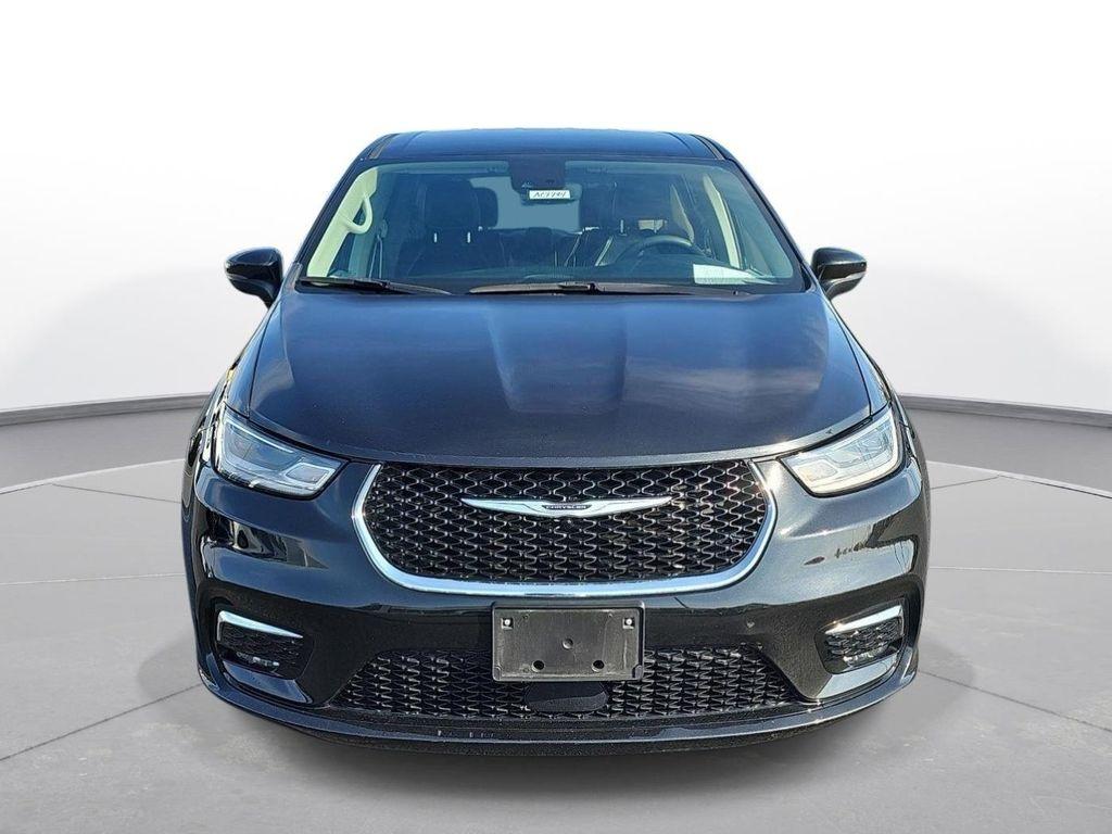 used 2023 Chrysler Pacifica car, priced at $24,000
