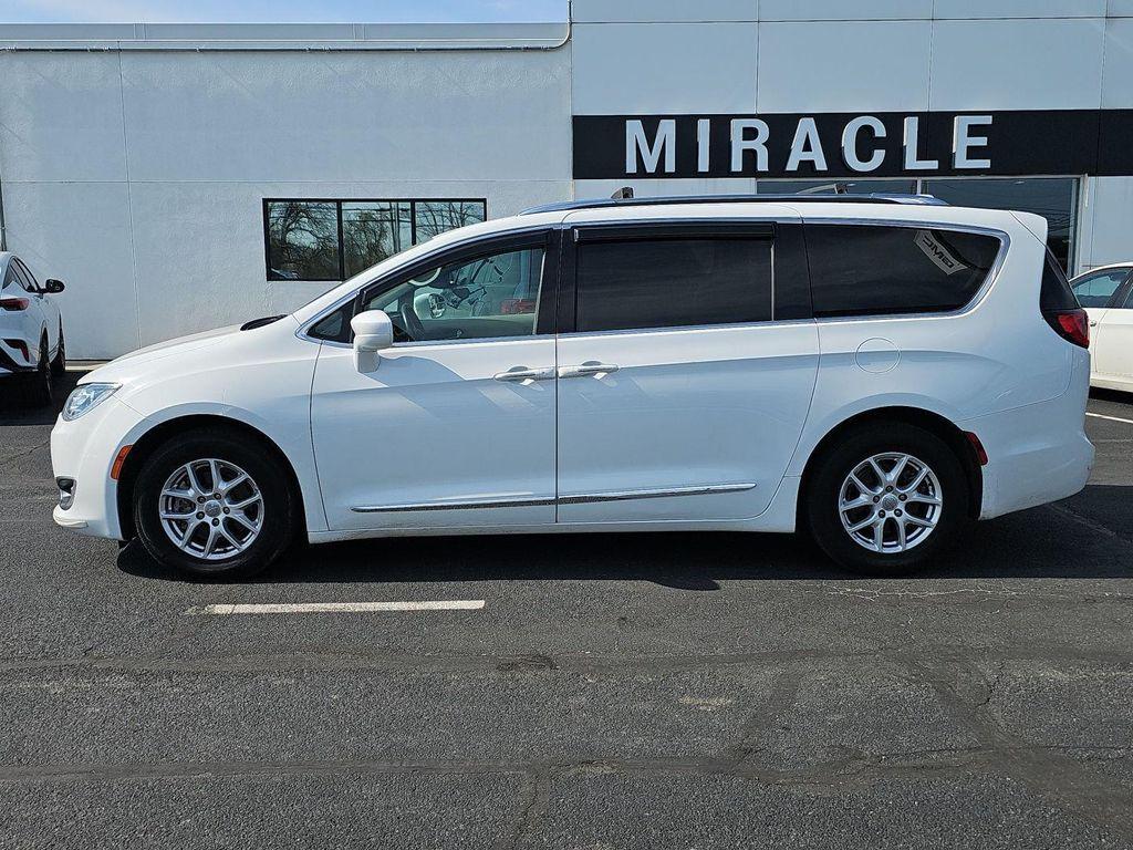 used 2020 Chrysler Pacifica car, priced at $21,500
