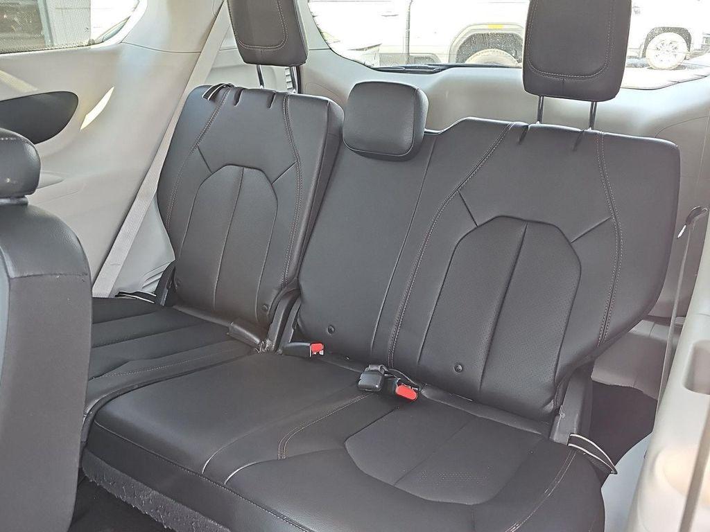 used 2020 Chrysler Pacifica car, priced at $21,500