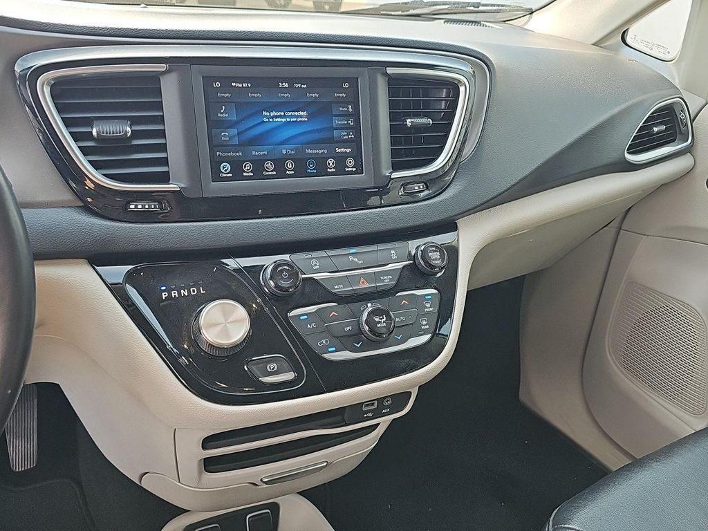 used 2020 Chrysler Pacifica car, priced at $21,500