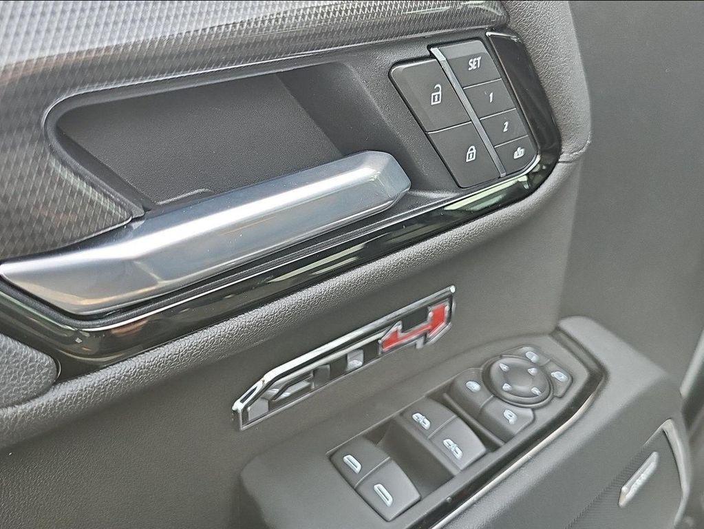 used 2025 GMC Sierra 1500 car, priced at $58,726