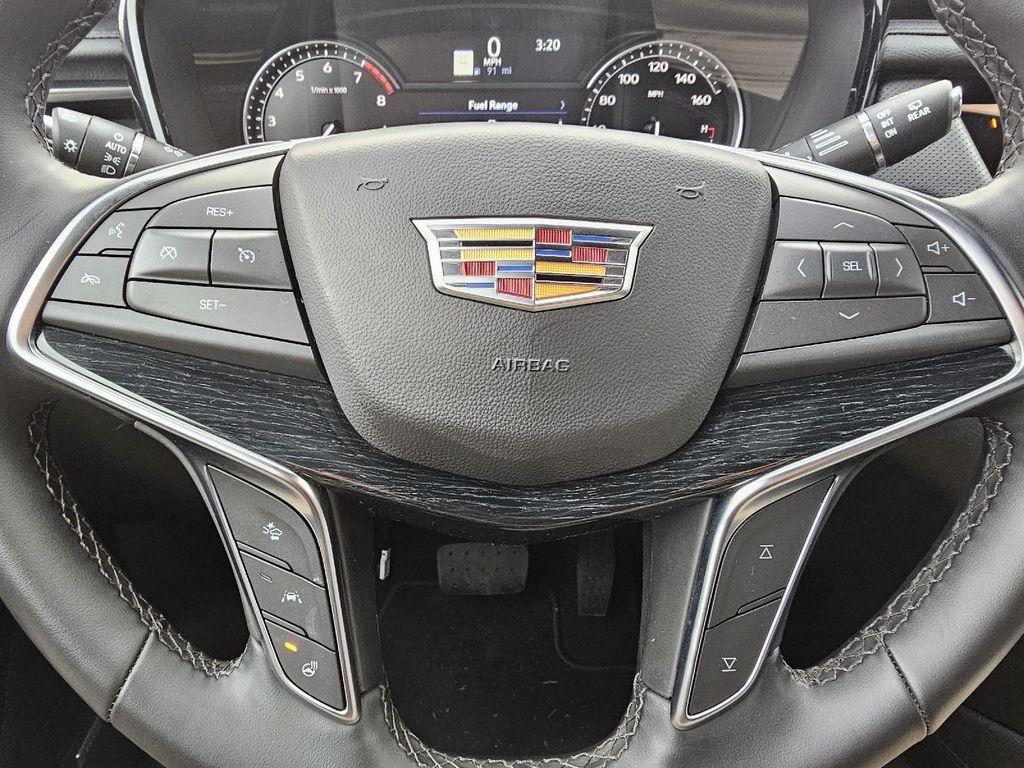 used 2025 Cadillac XT5 car, priced at $41,990