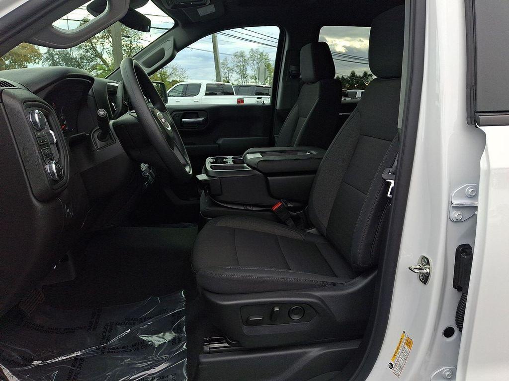 new 2026 GMC Sierra 1500 car, priced at $48,400