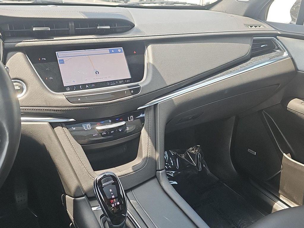 used 2023 Cadillac XT5 car, priced at $29,901