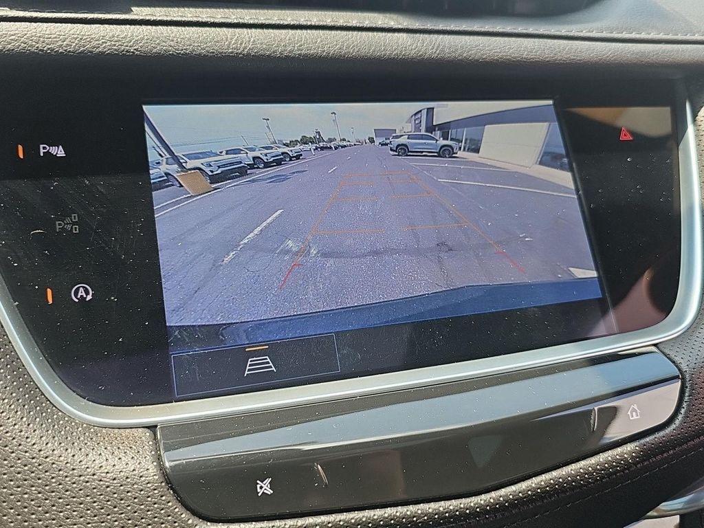 used 2023 Cadillac XT5 car, priced at $29,901